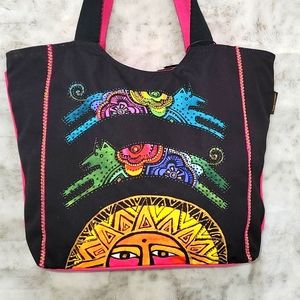 2 🐕 jumping over the sun:Sun N Sand shoulder bag.